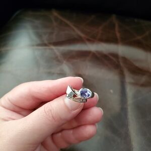Unique 14k white gold diamonds and tanzanite ring size 6